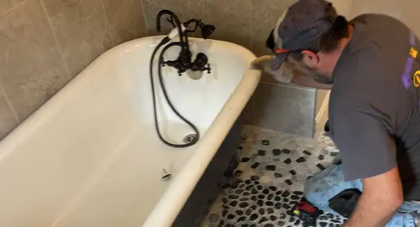RoyalTee is your local Kansas City Area plumbing expert.